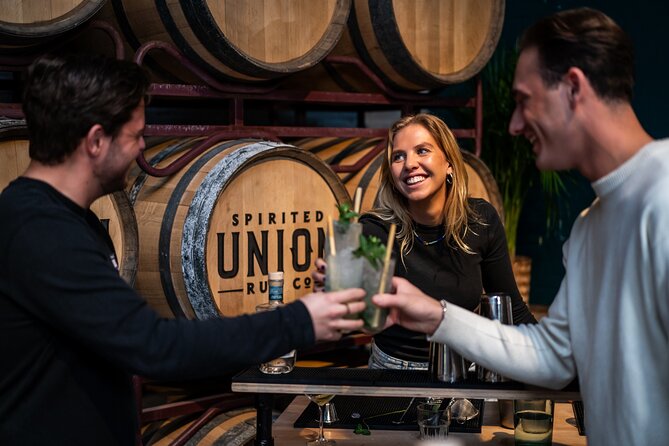 Cocktail workshop @ Spirited Union Rum Co. (Amsterdam) - Tasting botanical rum before mixing