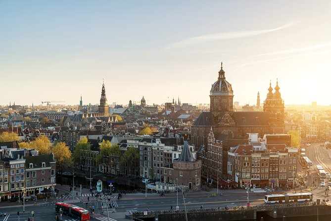 Cursed Houses of Jordaan: Self-Guided Mystery Walk in Amsterdam - Het Raepenhofje and Lindengracht