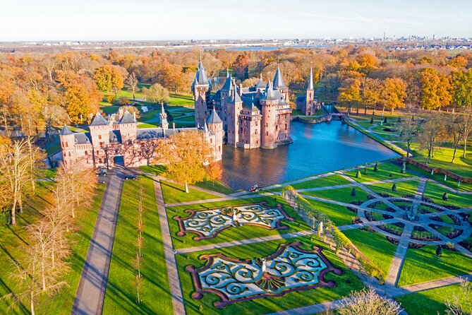 De Haar Castle, Utrecht and Muiderslot from Amsterdam by Car - The drive from Amsterdam to the first castle
