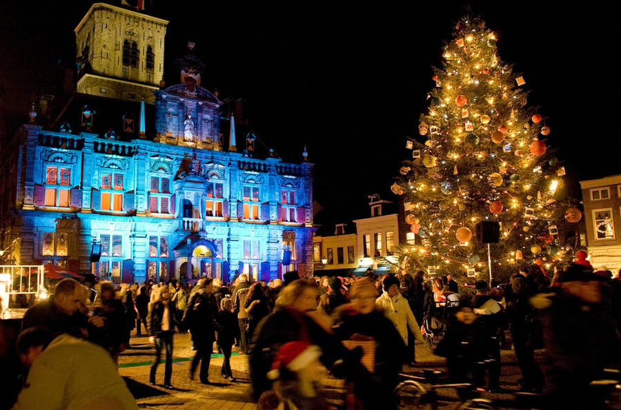 Delft: Christmas Walk with Oliebollen and Glühwein - Key points at a glance