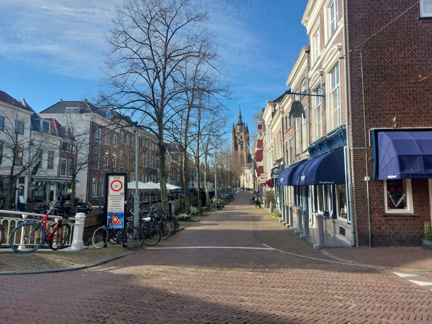 Delft: Dive into the Golden Age on a Private Walking Tour - The Market Square, canals, and church views