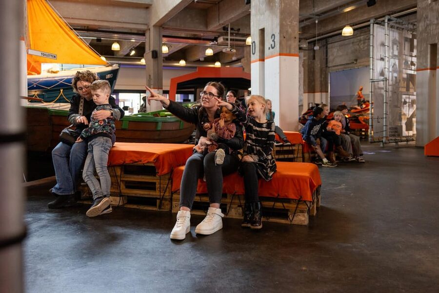 Den Helder: Rescue Museum Entry Ticket - Taking part in a virtual rescue mission