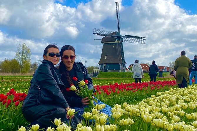 Discover Holland’s Beautiful Tulip Fields with an Expert Guide - Why this tulip tour feels different from Keukenhof
