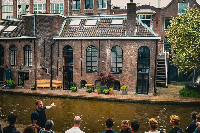 Discover Our Utrecht: Limited Group Size & Optional Extras - Tolsteegbarrière and a local pause