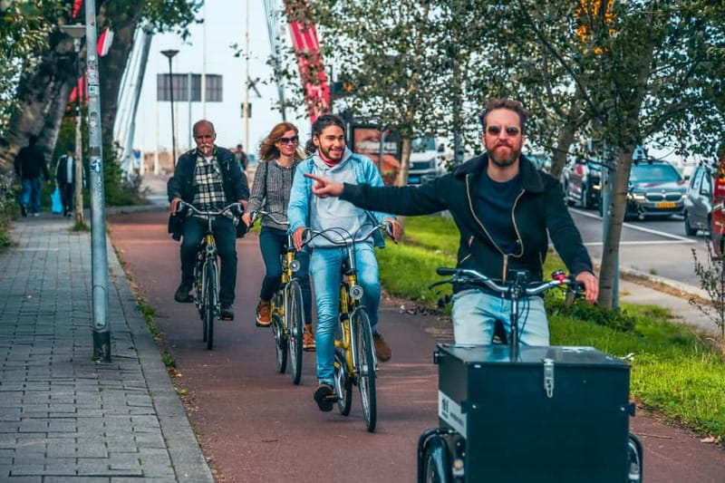 Discover Rotterdam: Classic Highlights Bike Tour by a Local - The 20-minute coffee and food pause