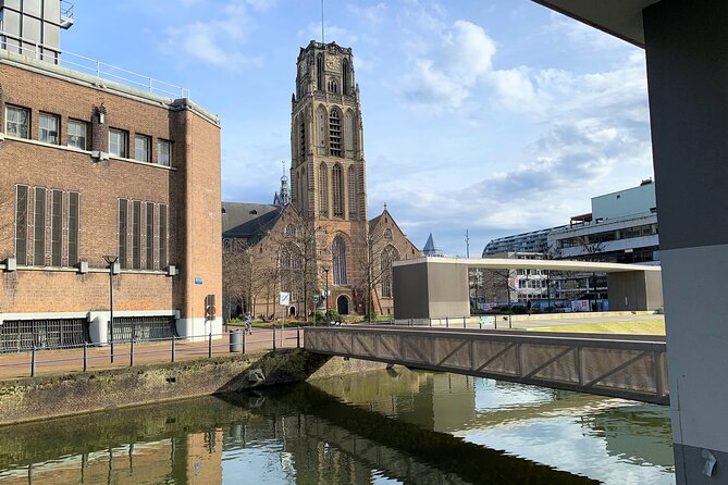 Discover the best spots in Rotterdam with Outside Escape - Markthal, Rotterdam’s modern food stop