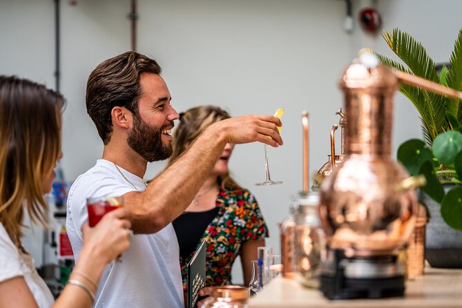 Distilling Class @ Spirited Union Rum Co. (Amsterdam) - Operating the copper pot still