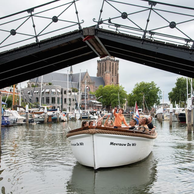 Dordrecht: City Canal Cruise - Key points to know before boarding