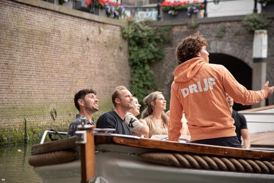Dordrecht: City Canal Cruise - Is $21 good value for about an hour?