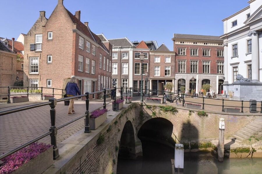 Dordrecht: Dark History Tour - The first part of the walk: murders and mysterious crimes
