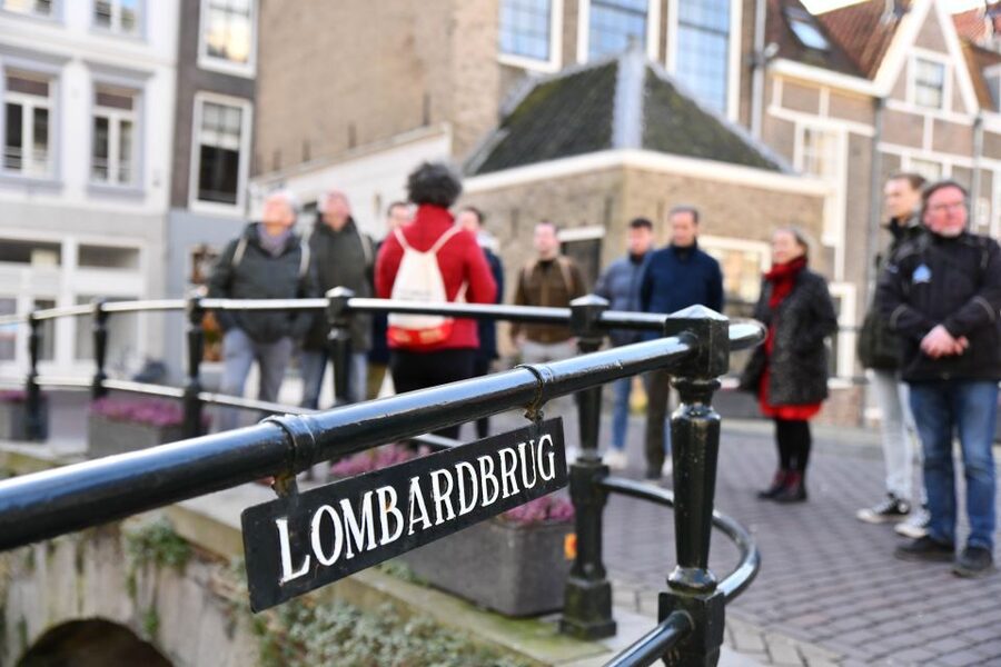 Dordrecht: Highlights and Hidden Gems Walking Tour - The harbor, where the pace changes