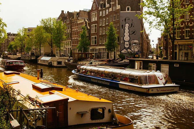 Drinks & Bites in Amsterdam Private Tour - Jordaan food and drink at walking speed