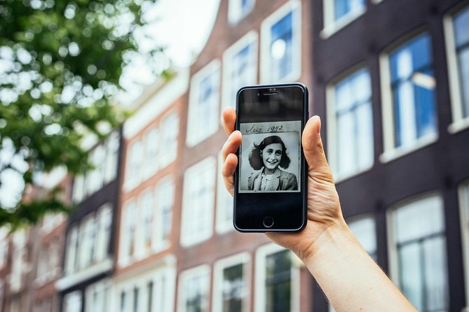 Drinks & Bites in Amsterdam Private Tour - Three drinks, including a taste of jenever