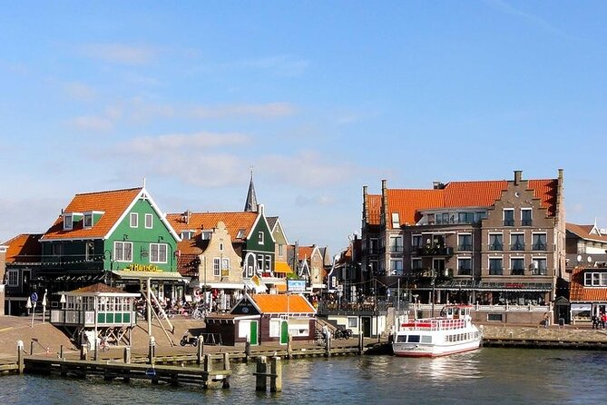 E-Bike PRIVATE tour Countryside of Amsterdam Volendam Marken - A private ride from Amsterdam into Waterland