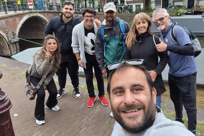 E-Bike Tour, Amsterdam's Highlights and Hidden Gems - Amstelveld explains the canal belt