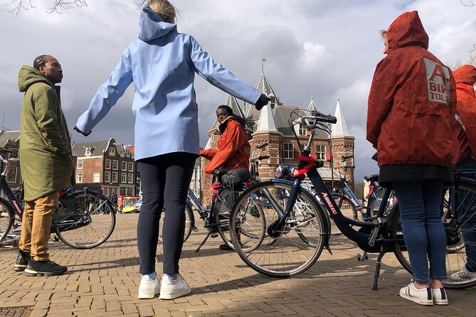 E-Bike Tour, Amsterdam's Highlights and Hidden Gems - ARTIS, Entrepotdok, and a glimpse across the water