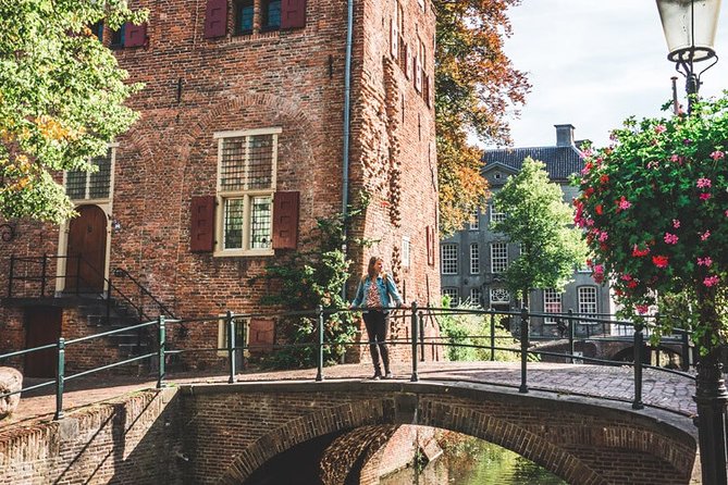 e-Scavenger hunt Amersfoort: Explore the city at your own pace - Oude Haven and Monnikendam