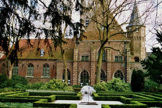 e-Scavenger hunt Delft: Explore the city at your own pace - The New Church and Markt