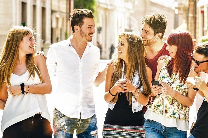 e-Scavenger hunt Groningen: Explore the city at your own pace - Groningen Synagogue, Der Aa-kerk, and Korenbeurs
