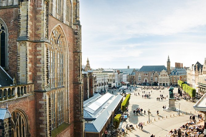 e-Scavenger hunt Haarlem: Explore the city at your own pace - Teylers Museum and the hofjes