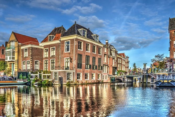e-Scavenger hunt Leiden: Explore the city at your own pace - What the $37.33 group price really buys