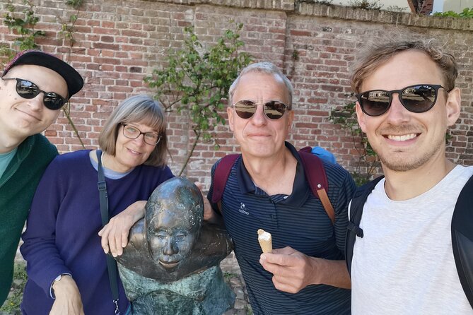 e-Scavenger hunt Middelburg: Explore the city at your own pace - Who will enjoy this most