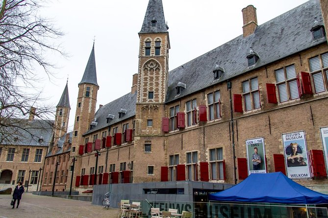 e-Scavenger hunt Middelburg: Explore the city at your own pace - Should you book the Middelburg city game?