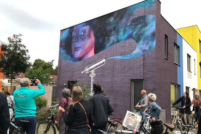 Eindhoven: Guided bicycle tour of the Highlights of Eindhoven - Art, design, and Eindhoven’s Latin Quarter