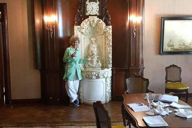 Elisabeth's Tailor made tours and services in Amsterdam and the Netherlands. - Westerkerk brings the route indoors in spirit