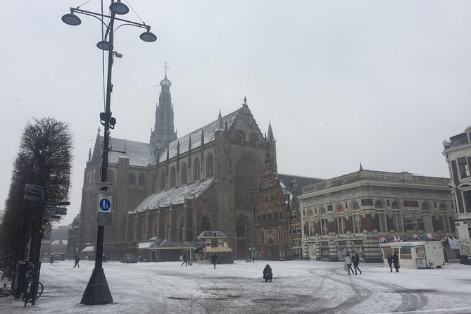 Elisabeth's Tailor made tours and services in Amsterdam and the Netherlands. - Leidseplein adds food, cafés, and evening energy