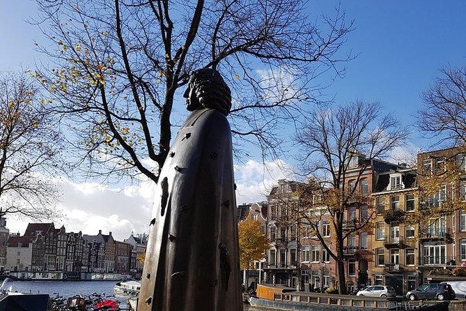 Elisabeth's Tailor made tours and services in Amsterdam and the Netherlands. - Vondelpark finishes among gardens and public space