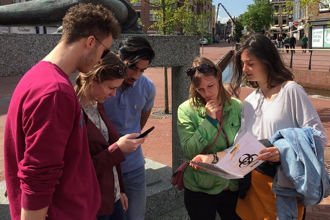 Exciting Murder Mystery - Interactive city walk in Arnhem - Three hours with control over the pace