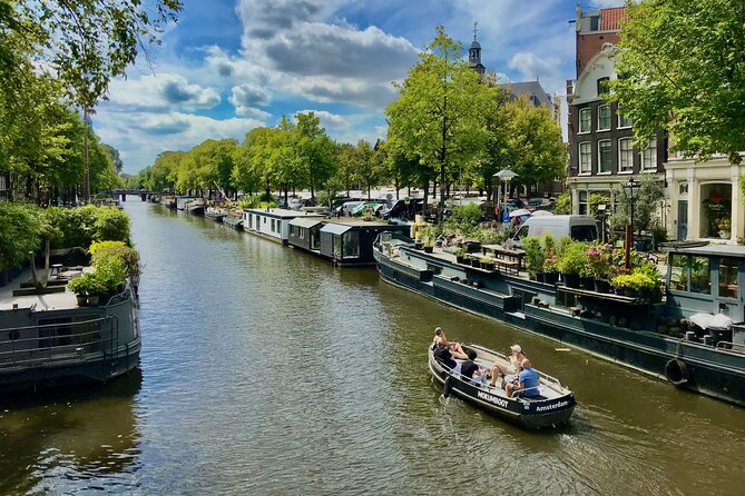 Exclusive Cheese Walk & Dutch Wine Discovery - Walking through the Jordaan