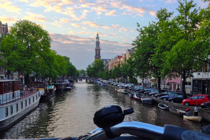 Explore hidden streets with friends - Private Tour - Churches, writers, and the Anne Frank House area