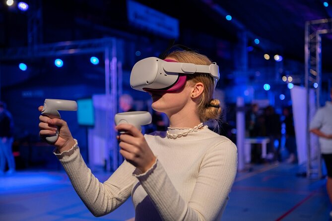 Free Roam VR in Amsterdam – Immerse Yourself in a Virtual World! - Key Points