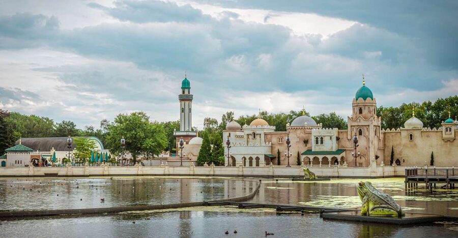 From Amsterdam: Day Trip to Efteling Theme Park with Ticket - Key points to know before you go