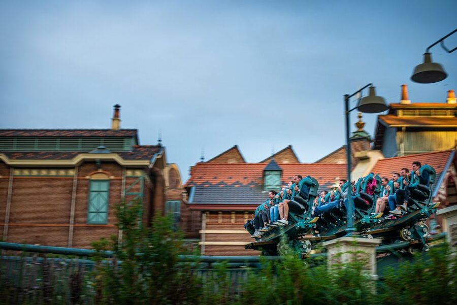 From Amsterdam: Day Trip to Efteling Theme Park with Ticket - Why Efteling feels different from a standard theme park