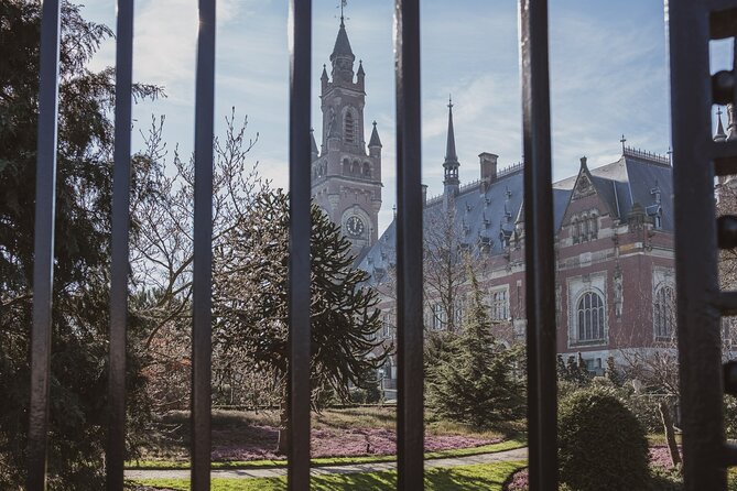 From Amsterdam: Day Trip to Rotterdam, Delft & Hague with Cruise - Madurodam turns Dutch landmarks into a hands-on hour