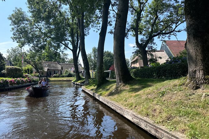 From Amsterdam: Giethoorn Day Trip with Canal & Village Tour - What guide Mike adds