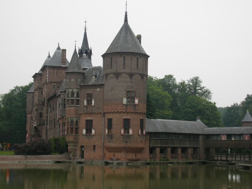 From Amsterdam: Private Day Trip to the Dutch Castles - What a private guide adds
