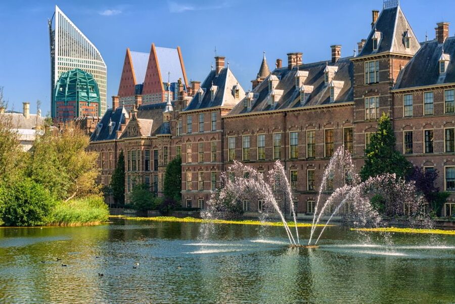 From Amsterdam: Rotterdam and The Hague Tour in Spanish - Why this day trip works