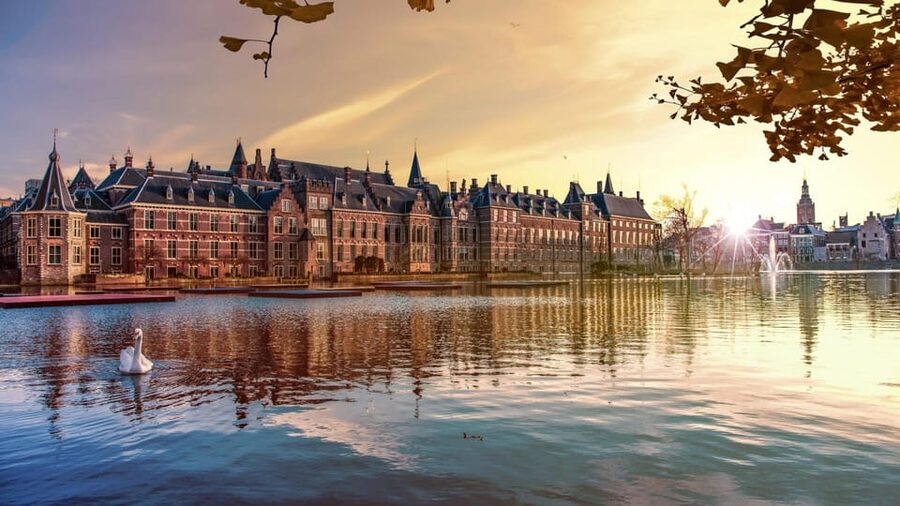 From Amsterdam: Rotterdam to The Hague and Delft - Oude Haven: a calmer hour by the water
