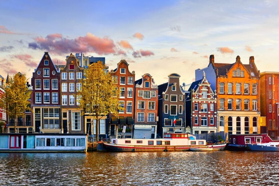 From Brussels: Day Trip to Amsterdam with Canal Boat Cruise - Why this Brussels to Amsterdam trip works