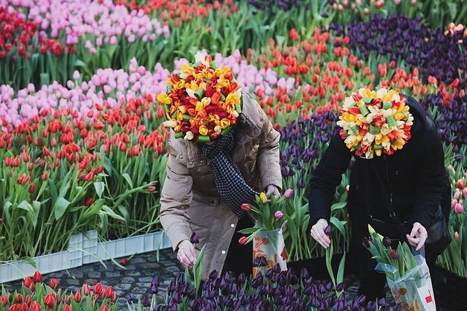 Full-Day Trip From Amsterdam to Keukenhof, Zaanse Schans + Cruise - A five-minute clog demonstration