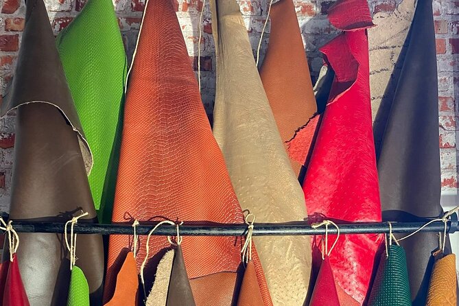 Genuine Leather Tote Bag Workshop in Leiden - What the finished experience gives you
