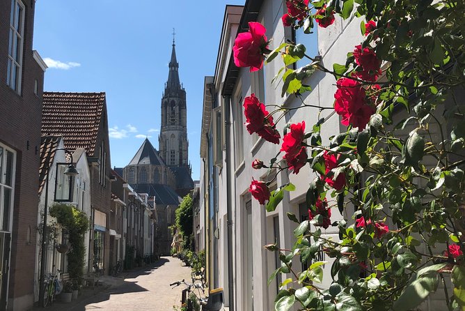 Get the best out of Delft by creating memories during our private walking tour! - City hall, the prison tower, and a royal murder