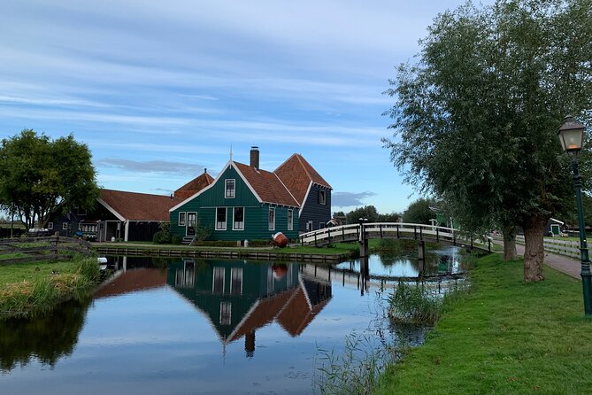 Giethoorn, Afsluitdijk, Zaanse Schans Day Tour Incl Hotel Pick Up - Weather, clothing, and timing tips