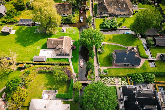 Giethoorn and Afsluitdijk Day Trip from Amsterdam with Boat Trip - Who should take this day trip?