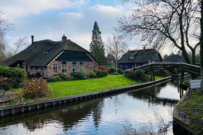 Giethoorn and Zaanse Schans Day Tour Small Group Incl. Boat Ride - Why this Amsterdam day trip works