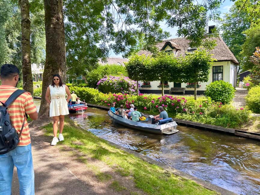 Giethoorn: Round trip from Amsterdam optional guided cruise - Why Giethoorn works as an easy day trip